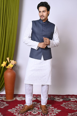 NFC CREATION Solid Men Waistcoat