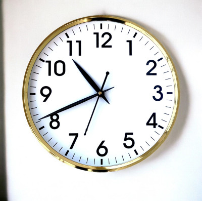 Skylanders Analog 26 cm X 26 cm Wall Clock(Yellow, With Glass, Standard)