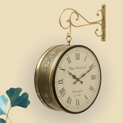 Vedas Analog 20.3 cm X 20.3 cm Wall Clock(Gold, With Glass, Station Clock)