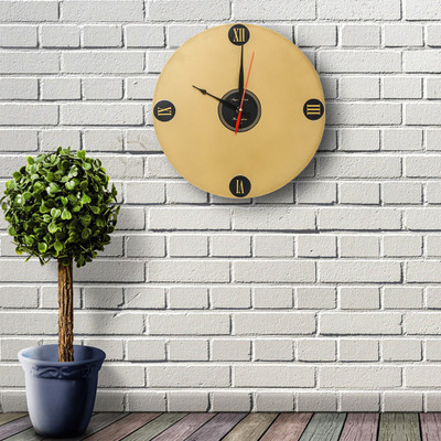 Velgo Hub Analog 34 cm X 34 cm Wall Clock(Gold, Without Glass, Standard)