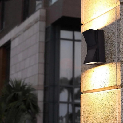 GINNI Wallchiere Wall Lamp With Bulb