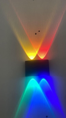 inooBeam Uplight Wall Lamp With Bulb