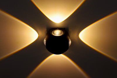 Kiyan traders Wallchiere Wall Lamp With Bulb