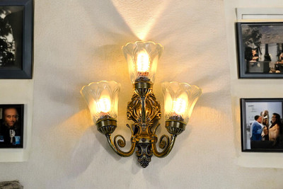 Prop It Up Wallchiere Wall Lamp Without Bulb