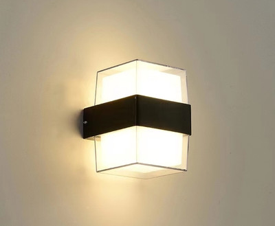 GINNI Wallchiere Wall Lamp With Bulb