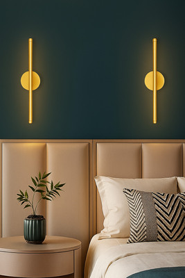 tripping Wallchiere Wall Lamp With Bulb