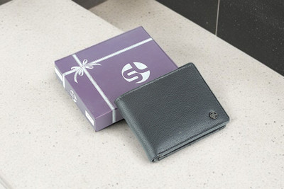 Sreeleathers Men Formal, Trendy, Casual Black Genuine Leather Wallet(7 Card Slots)