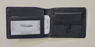 METRONAUT Men Formal Black Artificial Leather Wallet(4 Card Slots)