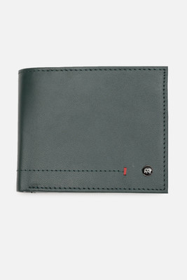 PETER ENGLAND Men Green Genuine Leather Wallet(8 Card Slots)