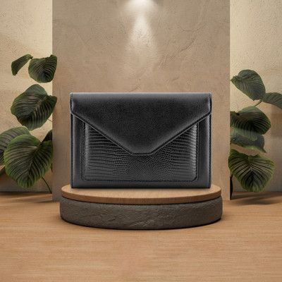 Fastrack Women Casual Black Artificial Leather Wallet(8 Card Slots)