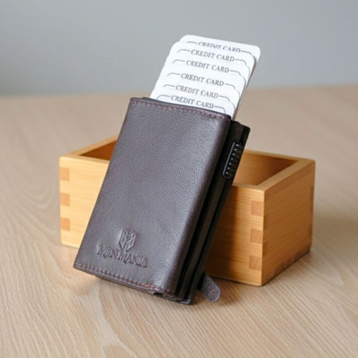 Men Mania Men Trendy, Casual, Travel, Evening/Party, Formal, Ethnic Brown Genuine Leather Card Holder(11 Card Slots)