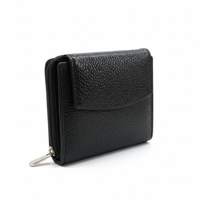 BATUTA HUB Women Maroon Genuine Leather Wallet(6 Card Slots)