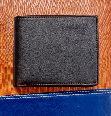 HENEDA Men Formal Brown Artificial Leather Wallet(5 Card Slots)