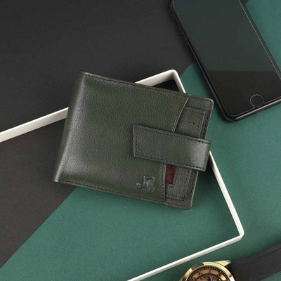 MOCHI Men Green Artificial Leather Wallet(7 Card Slots)