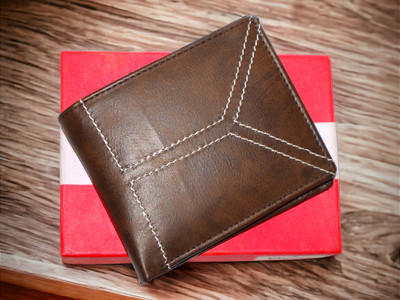 VENISON Men Casual, Evening/Party, Formal Brown Artificial Leather Wallet(5 Card Slots)