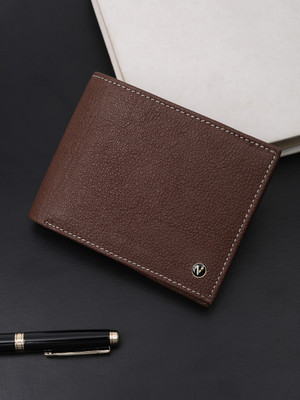 VAN HEUSEN Men Tan Genuine Leather Wallet(6 Card Slots)