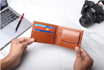 HENEDA Men Formal Tan Artificial Leather Wallet(5 Card Slots)