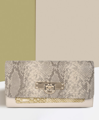 LINO PERROS Women Casual Beige Artificial Leather Wallet(12 Card Slots)