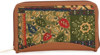 Globus Women Casual Multicolor Fabric Wallet(2 Card Slots)