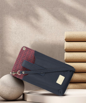 VAN HEUSEN Women Casual Maroon Genuine Leather Wallet(6 Card Slots)