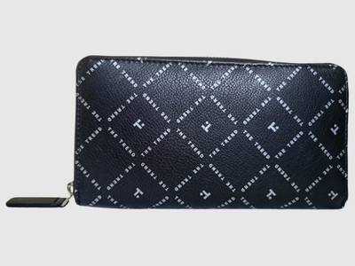 Shononi Women Casual Black Genuine Leather Wallet(12 Card Slots)