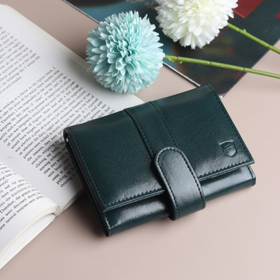 SAMTROH Women Casual Green Artificial Leather Wallet(3 Card Slots)