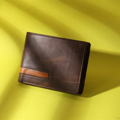 METRONAUT Men Casual, Formal Brown Artificial Leather Wallet(5 Card Slots)