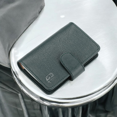 Geelark Men & Women Trendy, Formal Green Artificial Leather Card Holder(24 Card Slots)