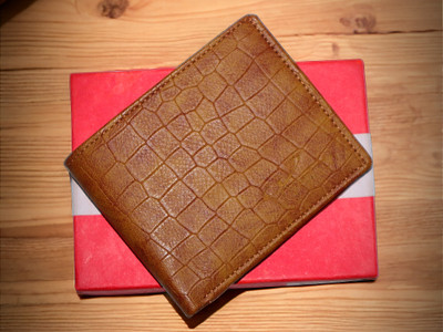VENISON Men Evening/Party, Casual, Formal Tan Artificial Leather Wallet(5 Card Slots)