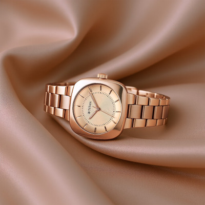 Titan Horizon Analog Watch  - For Women