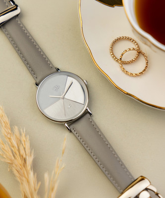 Fastrack Vyb Muse Analog Watch  - For Women