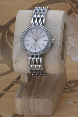 VIRAKTI Attractive Round Dial Shiny Colorful Metal Belt Attractive Round Dial Shiny Colorful Metal Belt Analog Watch  - For Girls