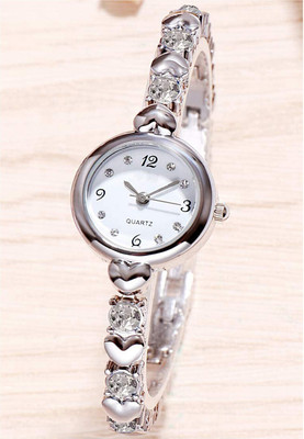 Daniel Jubile Jubile Rishtey Exclusive Silver Diamond Studded Silver Bracelet Chain Girls Watch For Women Analog Watch  - For Women