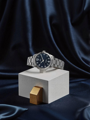Titan Titan Blue Dial Silver Stainless Steel Strap Analog Watch  - For Men deal from flipkart
