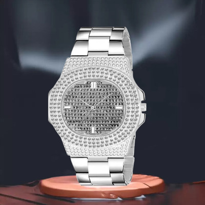 house of common Diamonds Dial Silver Luxury Silver Metal Bracelet Analog Watch  - For Men & Women
