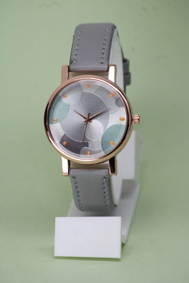 VIRAKTI Best Quality Royal Embossed Designer Dial Versatile Slim Fit Leather Belt Best Quality Royal Embossed Designer Dial Versatile Slim Fit Leather Belt Analog Watch - For Girls VIRAKTI Best Quality Royal Embossed Designer Dial Versatile Slim Fit Leather Belt Best Quality Royal Embossed Designer Dial Versatile Slim Fit Leather Belt Analog Watch - For Girls
