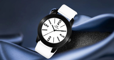 IIK Collection IIK-5006M1 Round Shining Dial |Long Battery Life with Adjustable Fixable Silicon Strap Analog Watch  - For Boys