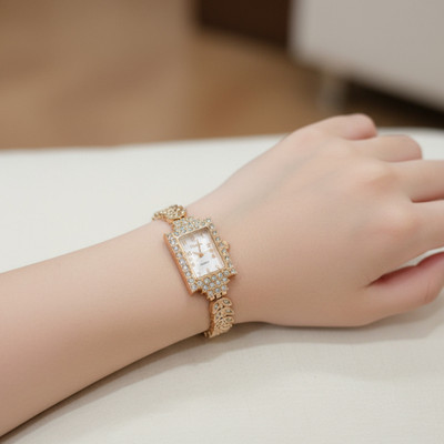 InnoNest Global Dimond Rose Gold Wrist watch For Girl Squire Shape Watch For Girl Analog Watch  - For Girls