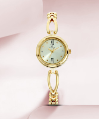 Titan NP2601YM01 Karishma Analog Watch  - For Women