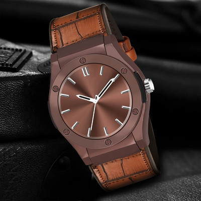 MAAN INTERNATIONAL HTL-309 Elegant Series Round Dial Premium Leather Strap Analog Watch  - For Men