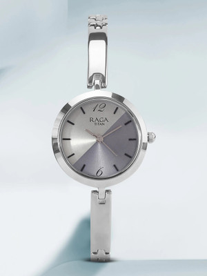 Titan NP2606SM05 Raga Viva 4 Analog Watch  - For Women