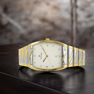 Titan KARISHMA Analog Watch  - For Men