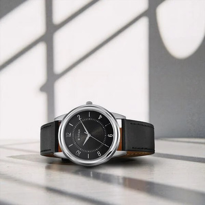 Titan Karishma Zing 1638SL02 Watch Price in India (2026) - Review, Last ...