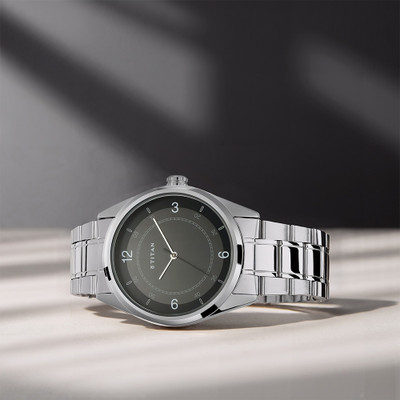 Titan NP1729SM03 Neo Gents IV Analog Watch  - For Men