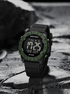 NAVIFORCE NF7110_B/GN/B Black& Green LCD Display Trendy Silicone Waterproof Digital Watch  - For Men