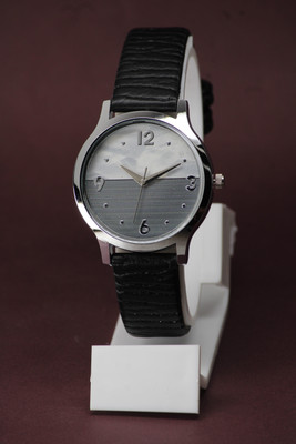 VIRAKTI High Quality Soild Round Case Ad Dial Attractive Genuine Leather Belt Analog Watch  - For Girls