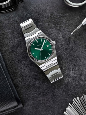 Wristy Premium collection professional Analog Watch  - For Men