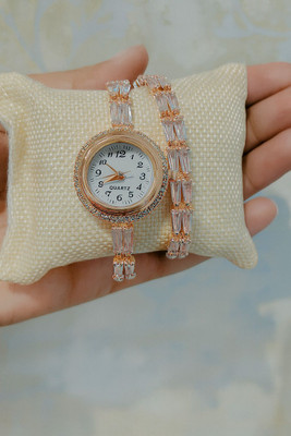 AURELIN Analog Watch  - For Women