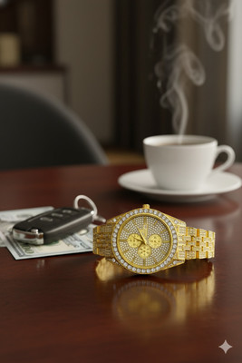 LEATHERTONE TQ Bold & Stylish Diamond Gold Wristwatch Analog Watch  - For Men & Women