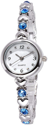 TOOVUS Women’s Silver Quartz Watch with Crystal & Heart Bracelet – Stylish Analog Women’s Silver Quartz Watch with Crystal & Heart Bracelet – Stylish Analog Analog Watch  - For Girls